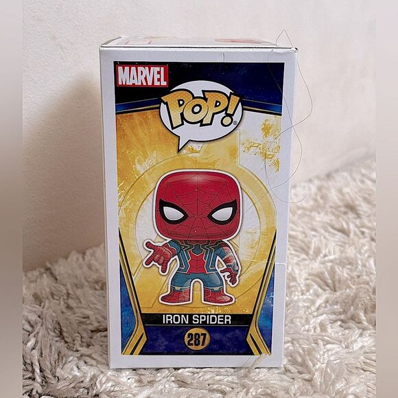 Funko Pop! Marvel Avengers Infinity War #287 Iron Spider w/ Protective Case - Picture 4 of 8